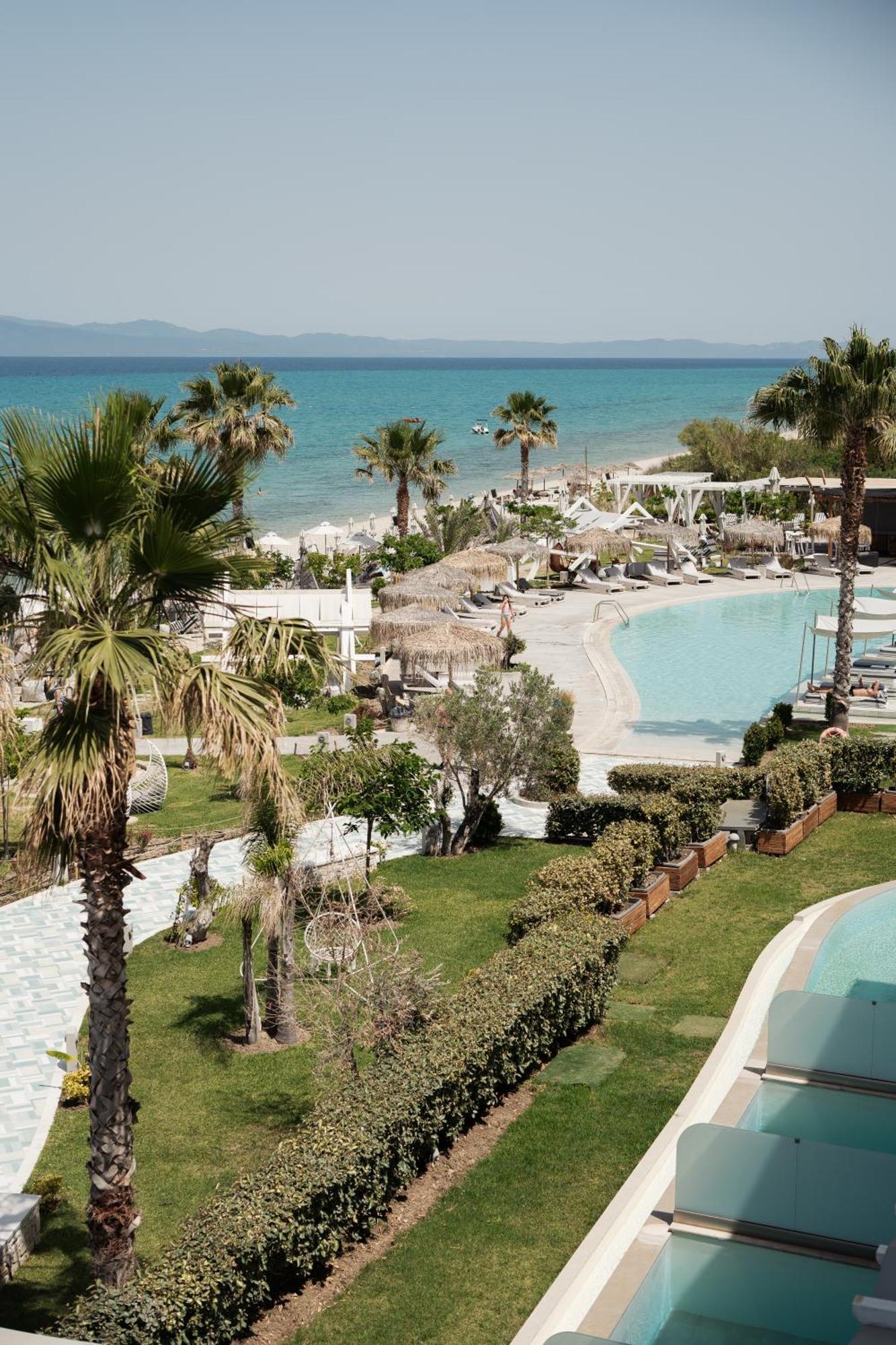 Blue Carpet Luxury Suites Пефкохори Экстерьер фото