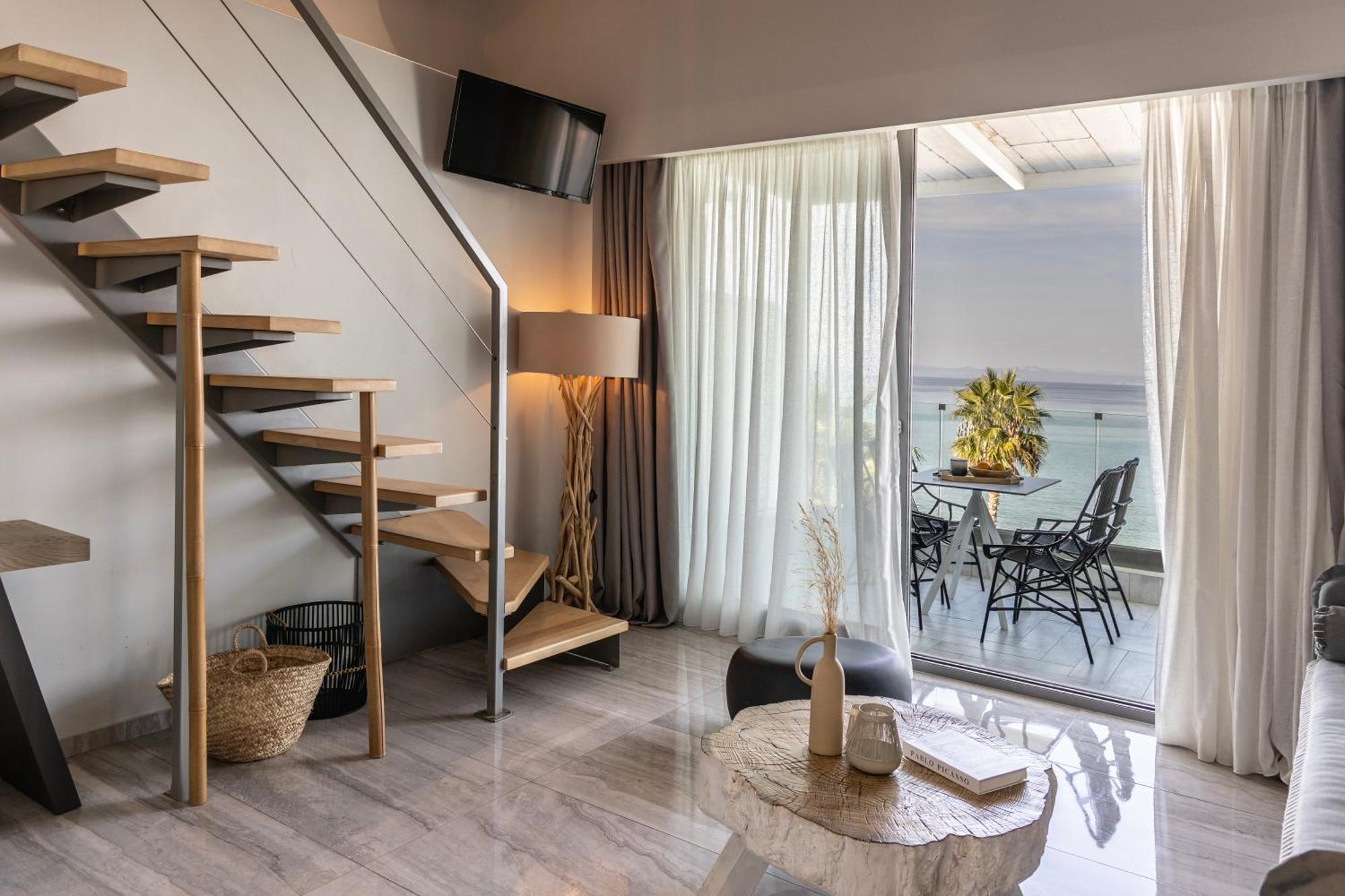 Blue Carpet Luxury Suites Пефкохори Экстерьер фото